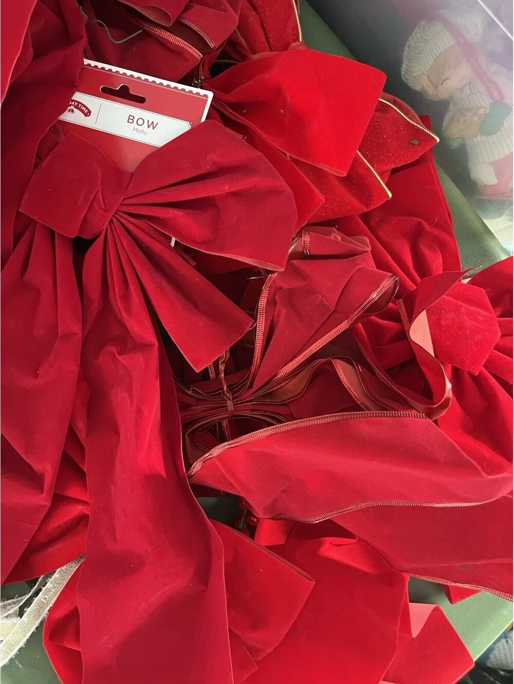 Vintage Christmas Floral Red Bows Ribbons Log Bundle